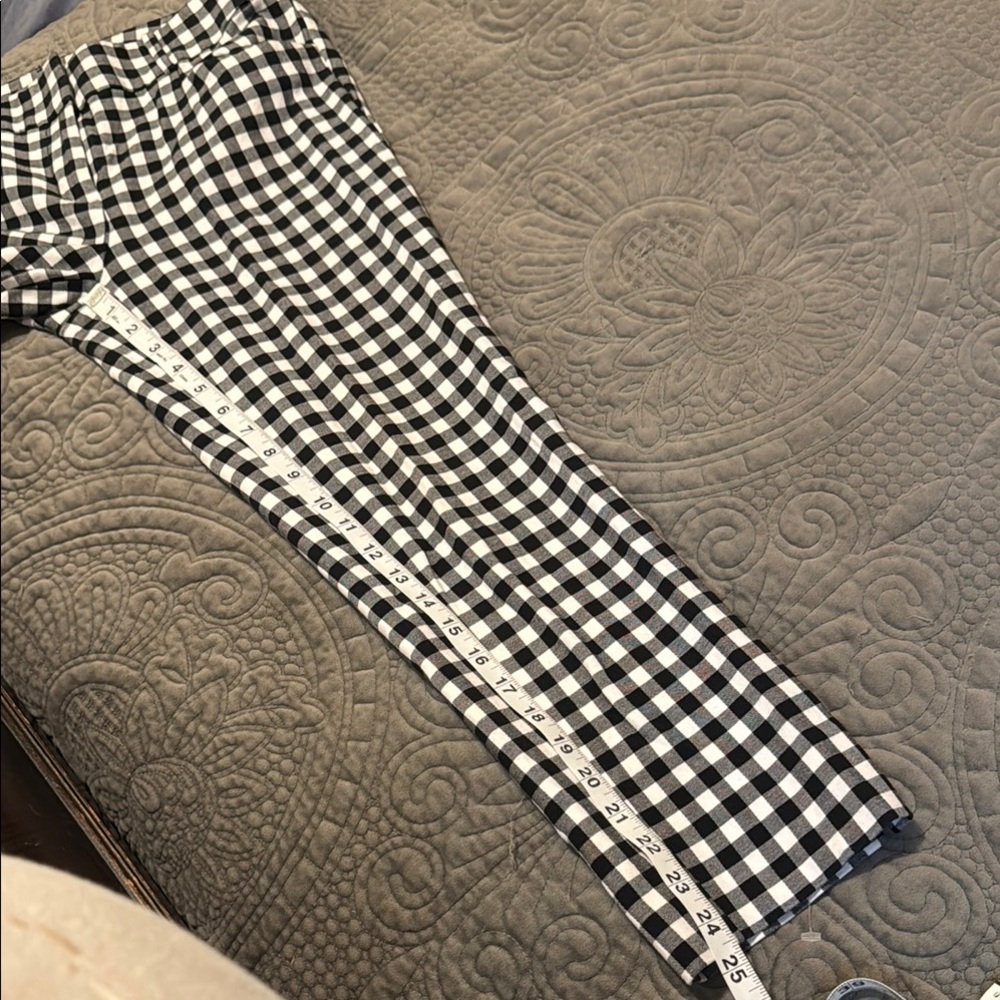 LOFT Black and White Checkered Pants - Picture 10 of 10
